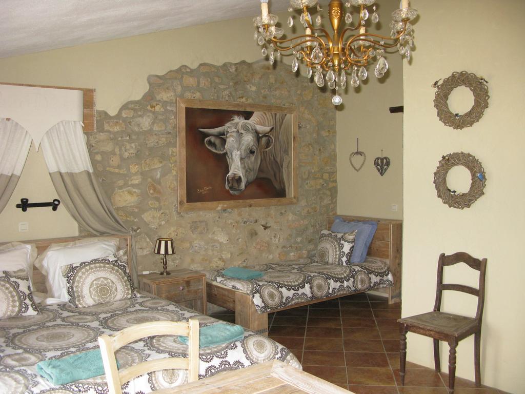 Maspitra B&B Besalú Værelse billede