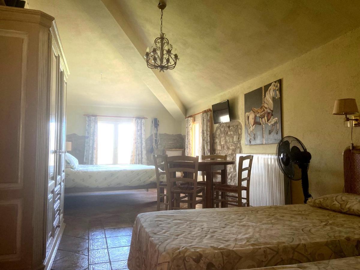 Maspitra B&B Besalú Eksteriør billede